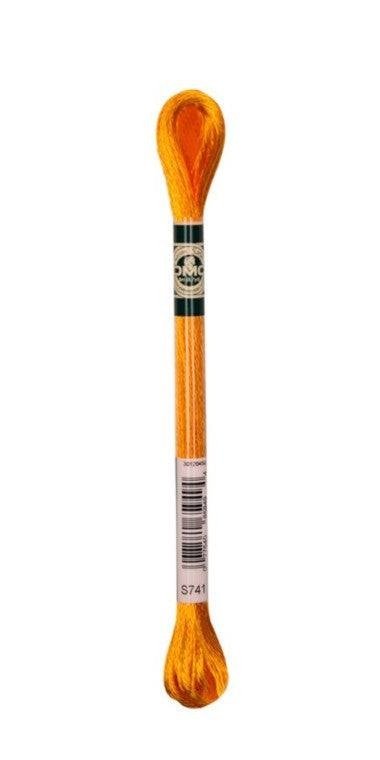 DMC Satin Floss / S741 Medium Tangerine