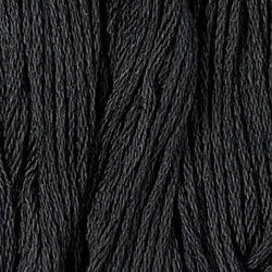 Valdani Solid 6 Ply Skeins / 8112 Black Medium