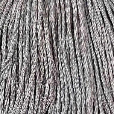 Valdani Solid 6 Ply Skeins / 122 Light Medium Gray