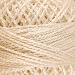 Valdani Solid Pearl Cotton Ball Size 8 - 73yd / 5 Light Ecru