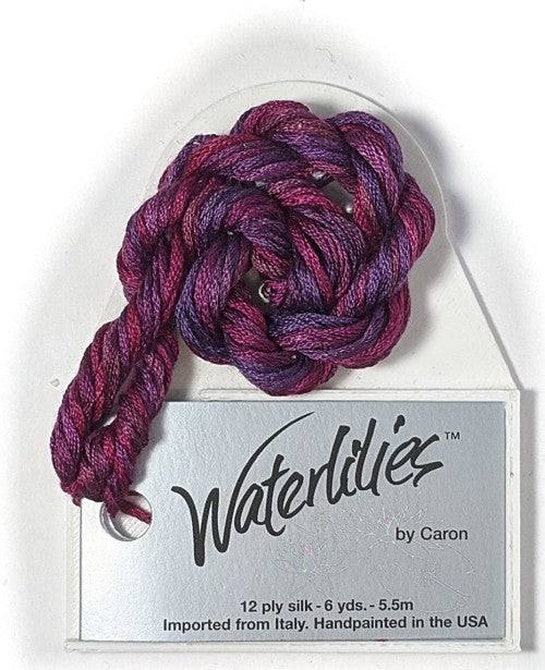 Caron Collection Hand Dyed Waterlilies / 158 Grape