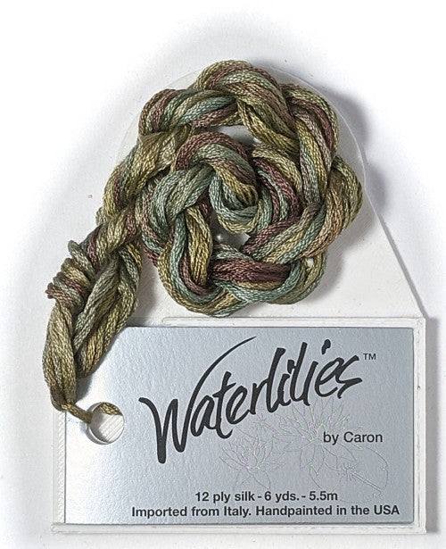 Caron Collection Hand Dyed Waterlilies / 139 Kelp