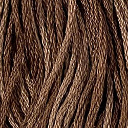 Valdani Variegated 6 Ply Skeins / O196 Muddy Bark